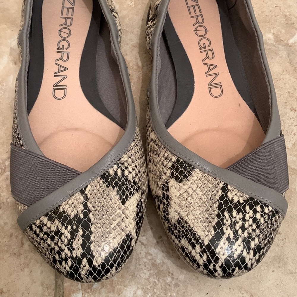 COLE HAAN ZEROGRAND Snakeskin Effect Ballet Flats
